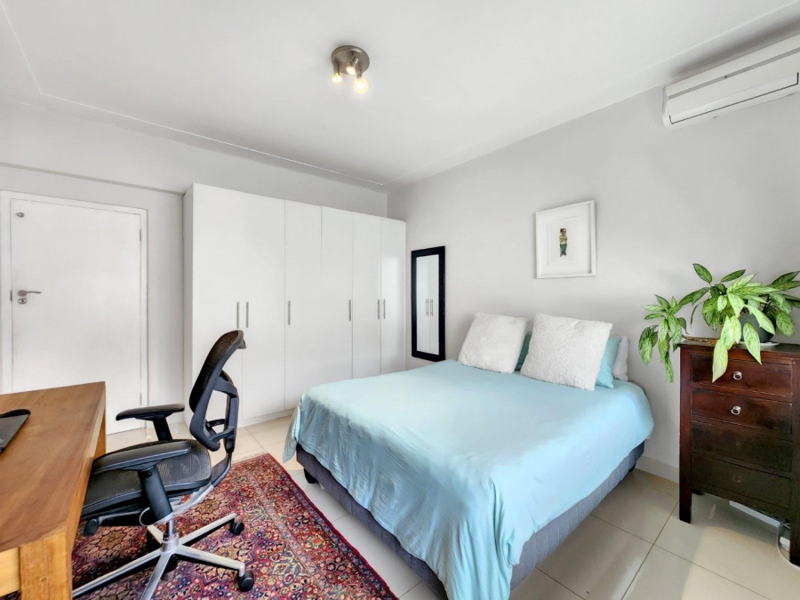 2 Bedroom Property for Sale in Three Anchor Bay Western Cape